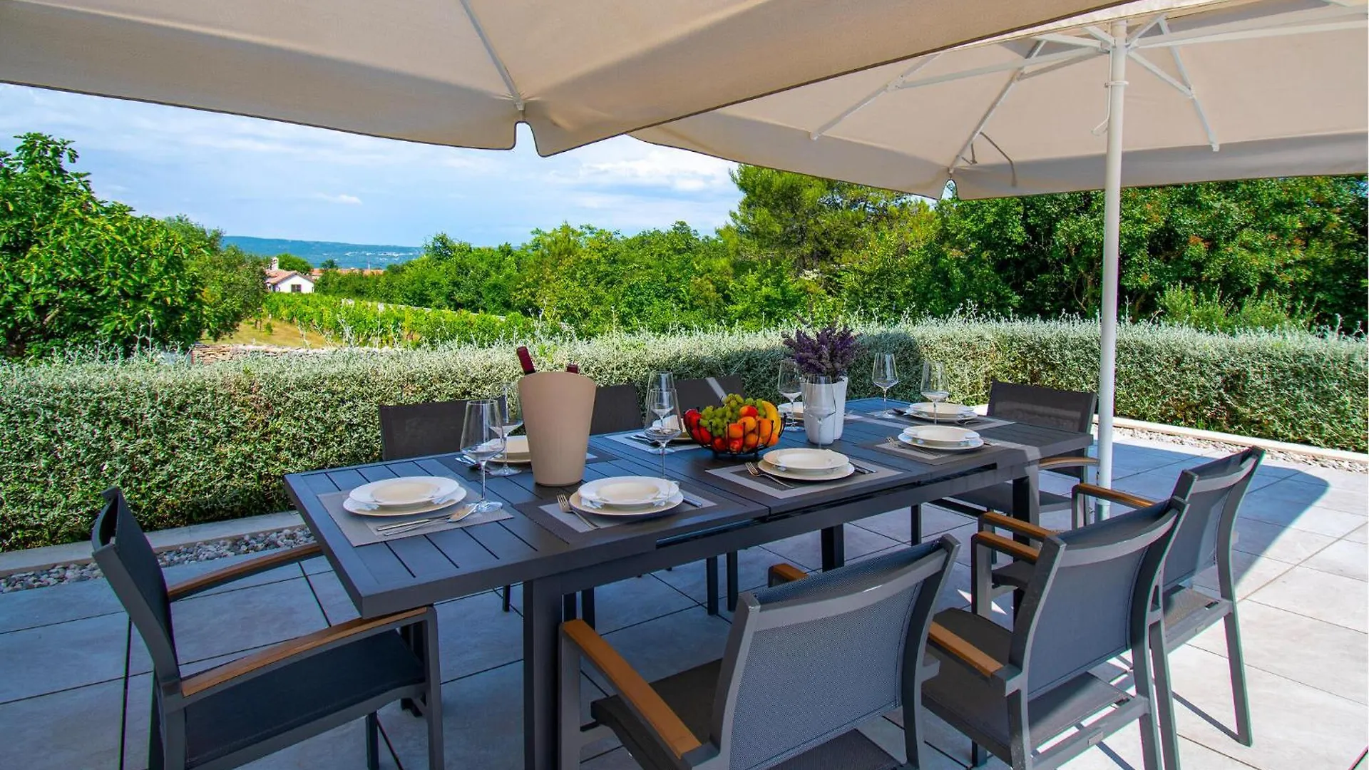 4 Bedroom Stunning Home In Rakalj 0*,  Croatia